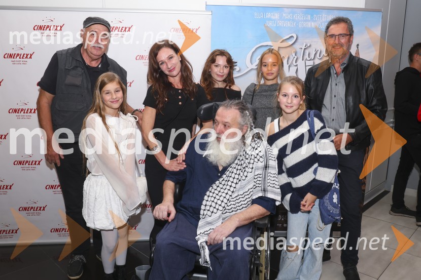  ... ;  ... ;  ... ;  Maks Kerševan, igralka;  Vinci Vogue Anžlovar, scenarist;  Ella Lapajne, igralka;  ... ;  ... Tartinijev ključ, premiera filma v Cineplexx Koper