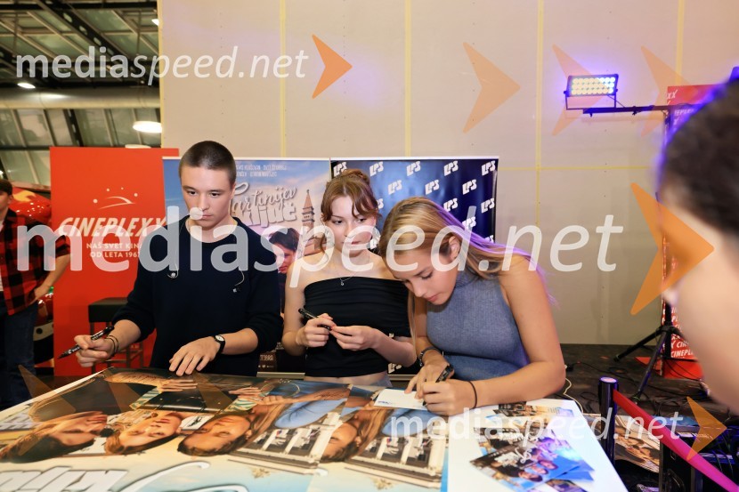  Svit Šturbej;  Maks Kerševan, igralka;  Ella Lapajne, igralkaTartinijev ključ, premiera mladinskega filma v Cineplexx Celje