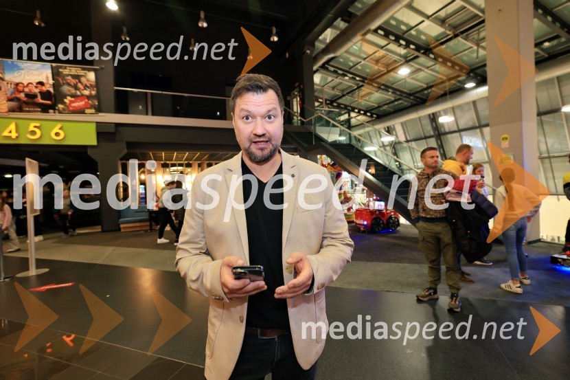  Primož Štorman, član skupine TabuTartinijev ključ, premiera mladinskega filma v Cineplexx Celje