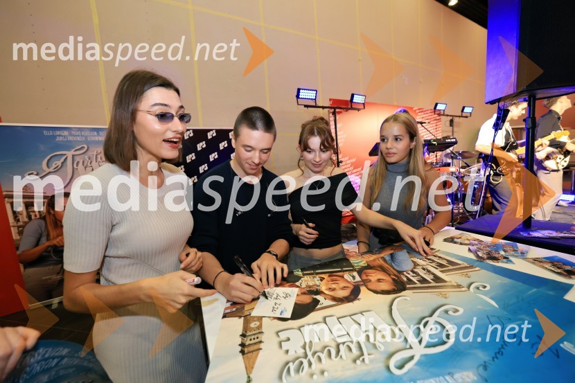  Zala Djurić, igralka;  Svit Šturbej;  Maks Kerševan, igralka;  Ella Lapajne, igralkaTartinijev ključ, premiera mladinskega filma v Cineplexx Celje