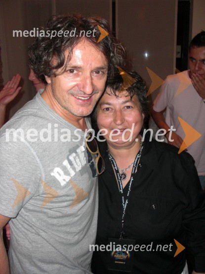 Goran Bregović, glasbenik in Dragica Petrovič, režiserka in producentkaSeverina in Goran Bregović, koncert