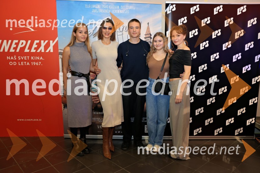  Ella Lapajne, igralka;  Zala Djurić, igralka;  Svit Šturbej;  ... ;  Maks Kerševan, igralkaTartinijev ključ, premiera mladinskega filma v Cineplexx Celje
