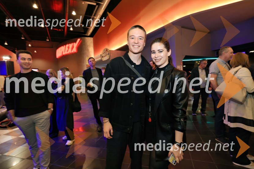  Svit Šturbej;  Simona Bračun Rok, CineplexxTartinijev ključ, premiera mladinskega filma v Cineplexx Celje