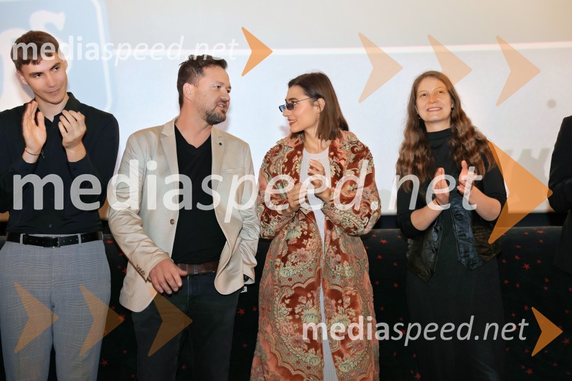  Filip Vidušin, glasbena skupina LPS;  Primož Štorman, član skupine Tabu;  Zala Djurić, igralka;  Barbara Drmota, kostumografkaTartinijev ključ, premiera mladinskega filma v Cineplexx Celje