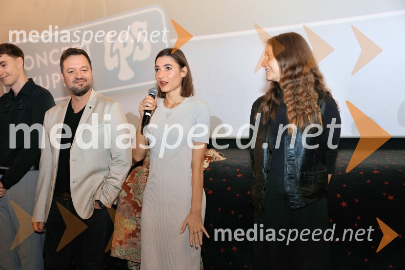  Primož Štorman, član skupine Tabu;  Zala Djurić, igralka;  Barbara Drmota, kostumografkaTartinijev ključ, premiera mladinskega filma v Cineplexx Celje