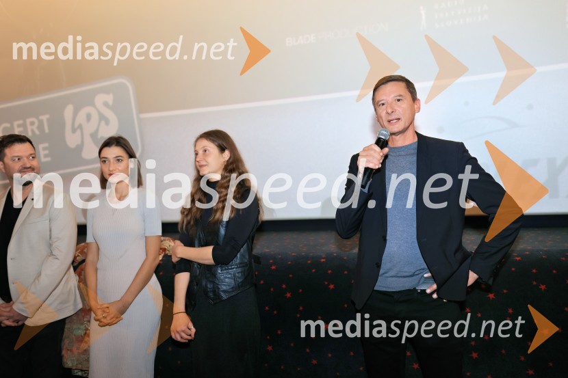  Primož Štorman, član skupine Tabu;  Zala Djurić, igralka;  Barbara Drmota, kostumografka;  Zoran  Dževerdanović, producentTartinijev ključ, premiera mladinskega filma v Cineplexx Celje