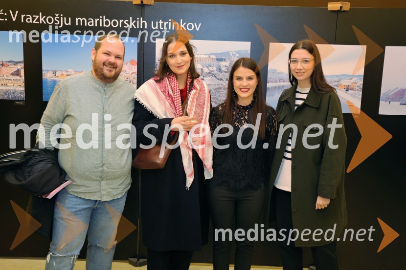  ... ;  ... ;  Dijana Božič, fotografinja;  ... Dijana Božić: V razkošju mariborskih utrinkov, fotografska razstava
