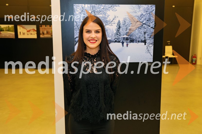  Dijana Božič, fotografinjaDijana Božić: V razkošju mariborskih utrinkov, fotografska razstava