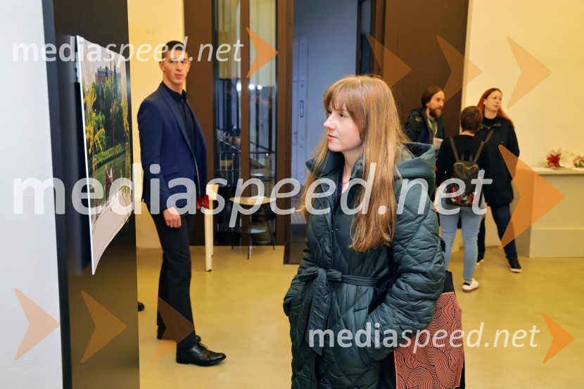  Gaj Herman;  ... Dijana Božić: V razkošju mariborskih utrinkov, fotografska razstava