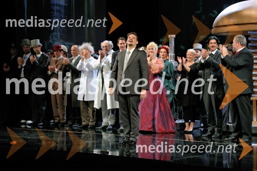  Iztok Kocen, dirigentMož, ki je ukrotil strelo: Genialni izumi Nikole Tesle, premiera v Operi in Baletu SNG Maribor