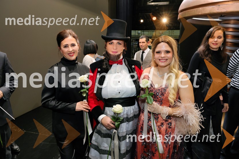  Cleopatra Purice, baletna plesalka, koreografinja;  Mojca Potrč, pevka;  Nina HvalecMož, ki je ukrotil strelo: Genialni izumi Nikole Tesle, premiera v Operi in Baletu SNG Maribor