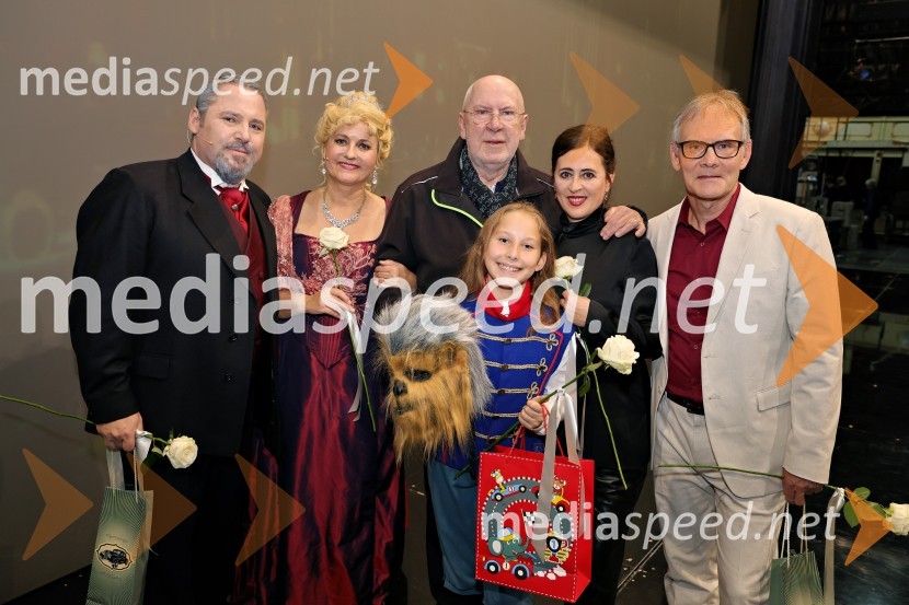  Jaki Jurgec, operni solist;  Andreja Zakonjšek Krt, sopranistka;  Stane Jurgec, nekdanji umetniški vodja Opere in baleta SNG Maribor;  Julija Jurgec;  Cleopatra Purice, baletna plesalka, koreografinja;  Robert Mraček, skladatelj in libretist predstaveMož, ki je ukrotil strelo: Genialni izumi Nikole Tesle, premiera v Operi in Baletu SNG Maribor