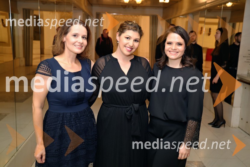  ... ;  ... ;  Nina HvalecMož, ki je ukrotil strelo: Genialni izumi Nikole Tesle, premiera v Operi in Baletu SNG Maribor