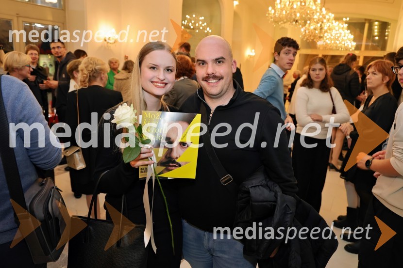  ... ;  Aljaž Hameršak, operni solistMož, ki je ukrotil strelo: Genialni izumi Nikole Tesle, premiera v Operi in Baletu SNG Maribor