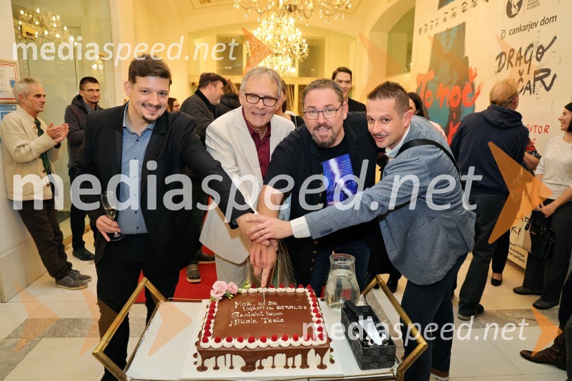  Iztok Kocen, dirigent;  Robert Mraček, skladatelj in libretist predstave;  Jaki Jurgec, operni solist;  Sebastijan Čelofiga, baritonist, operni pevecMož, ki je ukrotil strelo: Genialni izumi Nikole Tesle, premiera v Operi in Baletu SNG Maribor