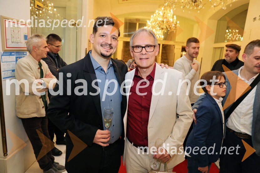  Iztok Kocen, dirigent;  Robert Mraček, skladatelj in libretist predstaveMož, ki je ukrotil strelo: Genialni izumi Nikole Tesle, premiera v Operi in Baletu SNG Maribor