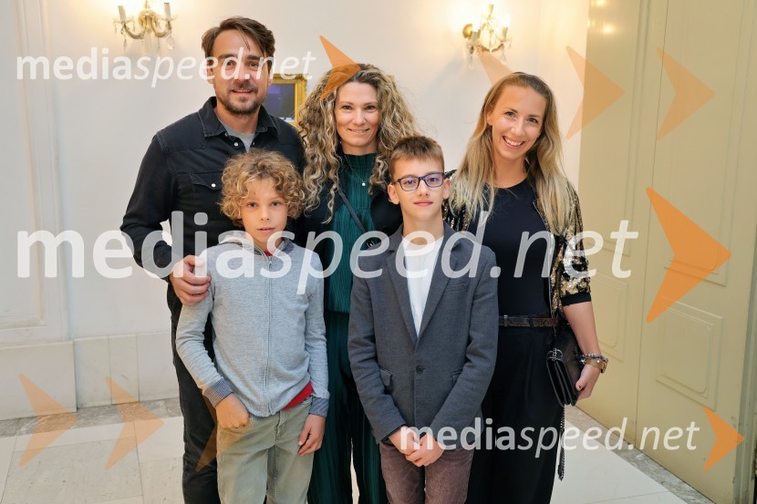 Mož, ki je ukrotil strelo: Genialni izumi Nikole Tesle, premiera v Operi in Baletu SNG Maribor