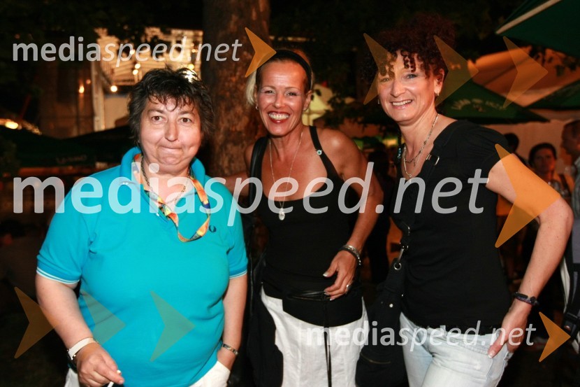 Dragica Petrovič, režiserka in producentka, Vita Rukavina, žena Vladimirja Rukavina Gogo, direktorja Narodnega doma Maribor in direktorja Festivala Lent in ...Dogajanje na 17. Festivalu Lent 2009