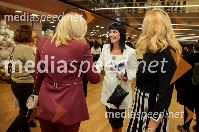  Karmen Pangos, poslovna direktorica, Perutnina Ptuj d.o.o.Aljoša Bagola, Ne! je moč, dogodek ob izidu knjige