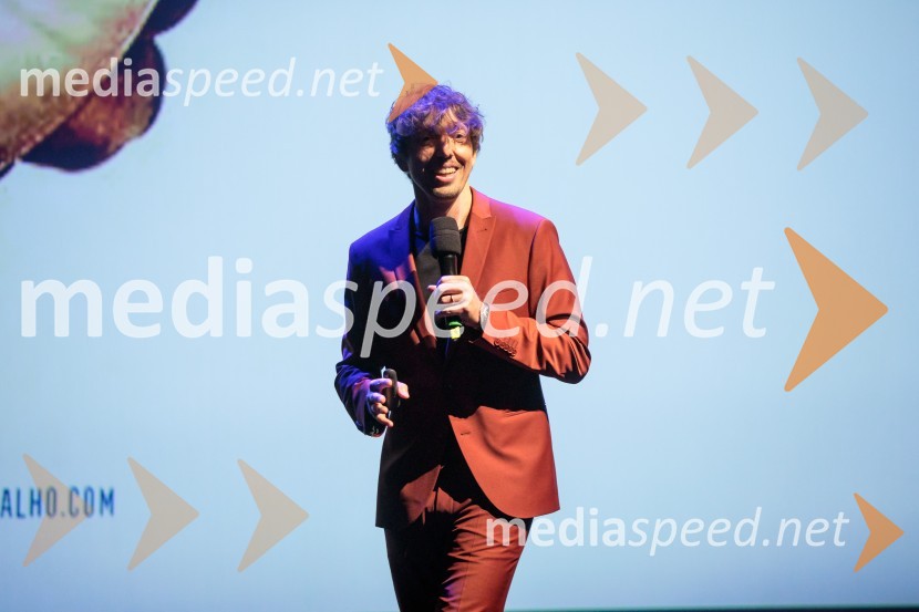  Aljoša Bagola, kreativni direktor, kolumnist, predavatelj in knjižni avtorAljoša Bagola, Ne! je moč, dogodek ob izidu knjige