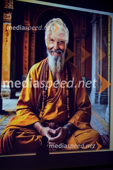  Aljoša Bagola, kreativni direktor, kolumnist, predavatelj in knjižni avtorAljoša Bagola, Ne! je moč, dogodek ob izidu knjige