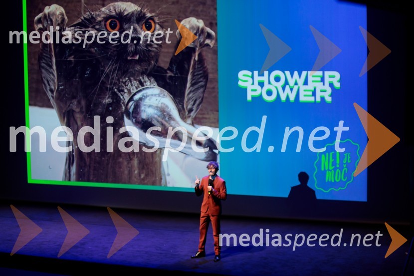  Aljoša Bagola, kreativni direktor, kolumnist, predavatelj in knjižni avtorAljoša Bagola, Ne! je moč, dogodek ob izidu knjige