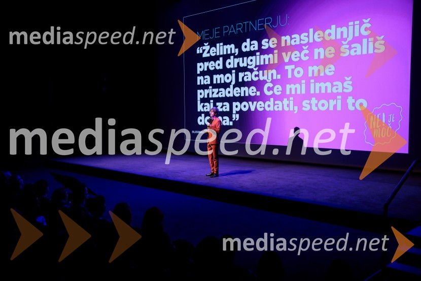  Aljoša Bagola, kreativni direktor, kolumnist, predavatelj in knjižni avtorAljoša Bagola, Ne! je moč, dogodek ob izidu knjige