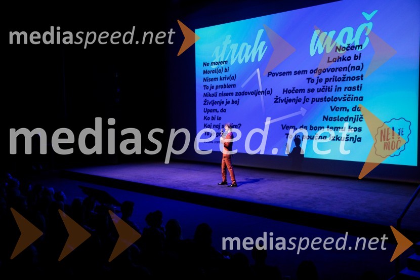  Aljoša Bagola, kreativni direktor, kolumnist, predavatelj in knjižni avtorAljoša Bagola, Ne! je moč, dogodek ob izidu knjige