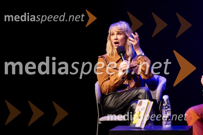  Iva Krajnc Bagola, igralkaAljoša Bagola, Ne! je moč, dogodek ob izidu knjige