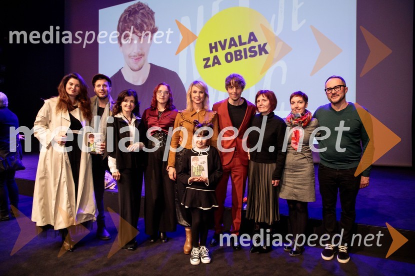  ... ;  ... ;  ... ;  ... ;  ... ;  Iva Krajnc Bagola, igralka;  Aljoša Bagola, kreativni direktor, kolumnist, predavatelj in knjižni avtor;  ... ;  ... ;  ... Aljoša Bagola, Ne! je moč, dogodek ob izidu knjige