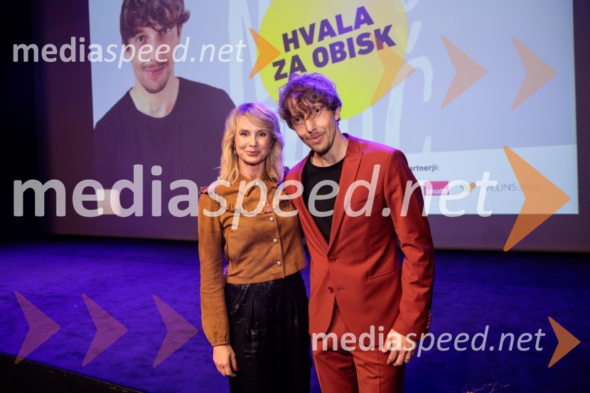  Iva Krajnc Bagola, igralka;  Aljoša Bagola, kreativni direktor, kolumnist, predavatelj in knjižni avtorAljoša Bagola, Ne! je moč, dogodek ob izidu knjige