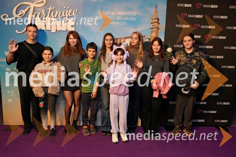 Svit Šturbej;  ... ;  Maks Kerševan, igralka;  ... ;  ... ;  ... ;  Ella Lapajne, igralka;  ... ;  ... Tartinijev ključ, premiera filma v Mariboxu