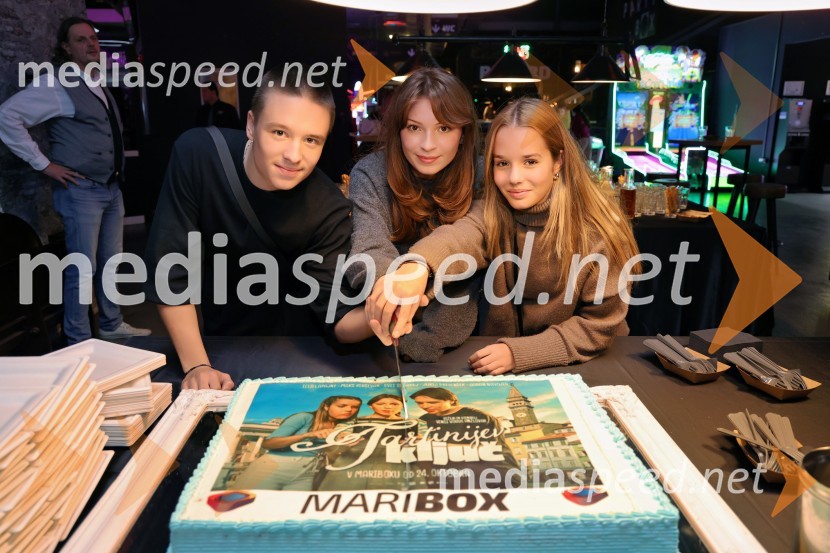  Svit Šturbej;  Maks Kerševan, igralka;  Ella Lapajne, igralkaTartinijev ključ, premiera filma v Mariboxu