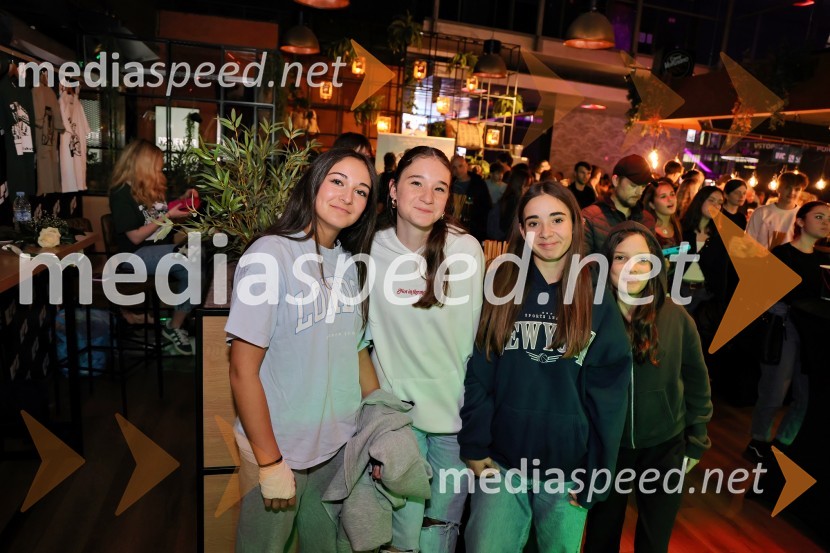  ... ;  ... ;  Neža Lednik;  ... Tartinijev ključ, premiera filma v Mariboxu