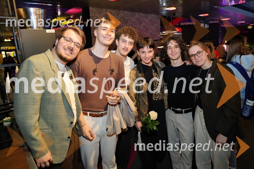  Žiga Žvižej, glasbena skupina LPS;  Filip Vidušin, glasbena skupina LPS;  Martin Mutec, glasbena skupina LPS;  Katarina Samobor, vokal, skupina Tabu;  Gašper Hlupič, glasbena skupina LPS;  Zala Velenšek, glasbena skupina LPSTartinijev ključ, premiera filma v Mariboxu