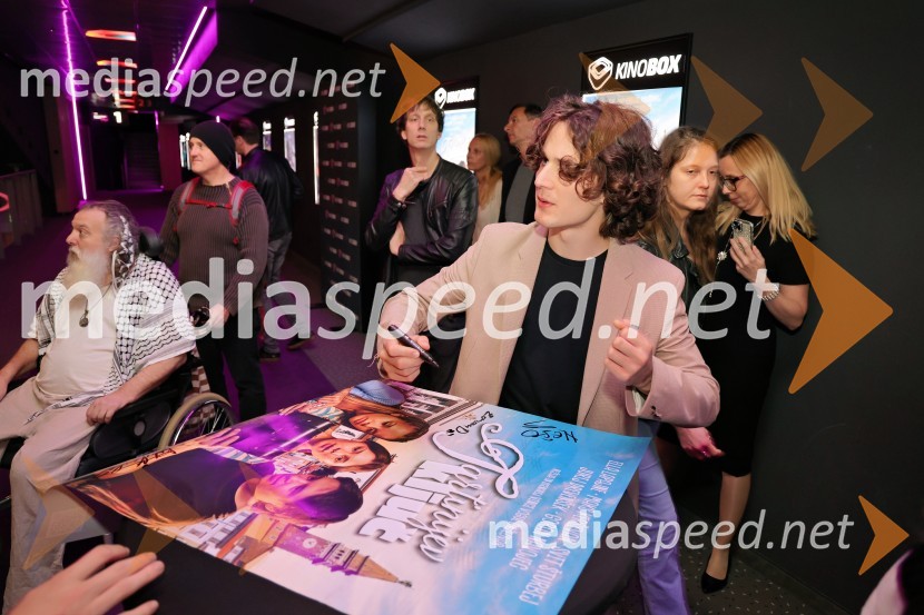  Gašper Hlupič, glasbena skupina LPSTartinijev ključ, premiera filma v Mariboxu