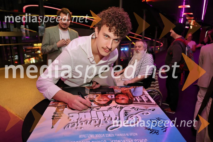  Martin Mutec, glasbena skupina LPSTartinijev ključ, premiera filma v Mariboxu