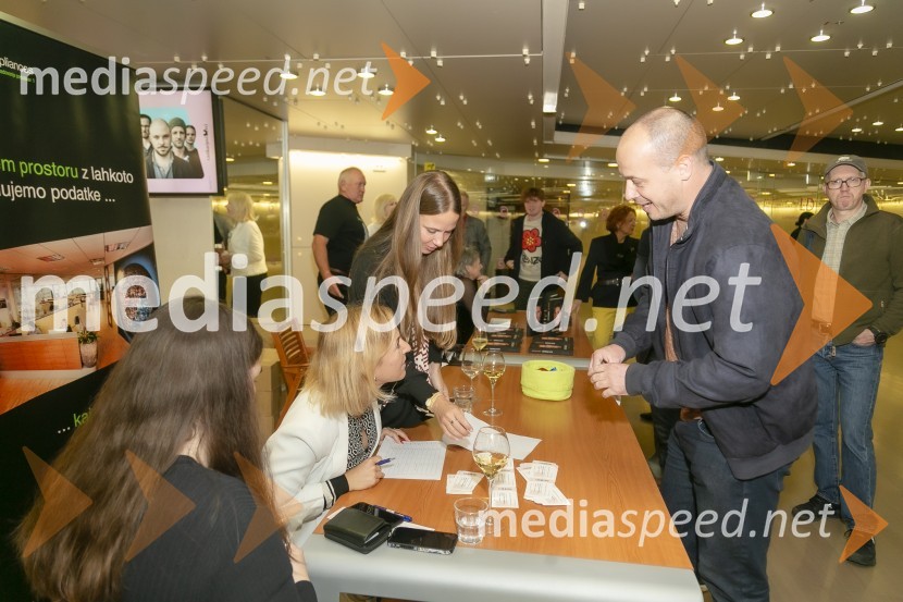 Arne Hodalič: Moje svetlobe, moj svet,  predstavitev avtobiografije, Cankarjev dom