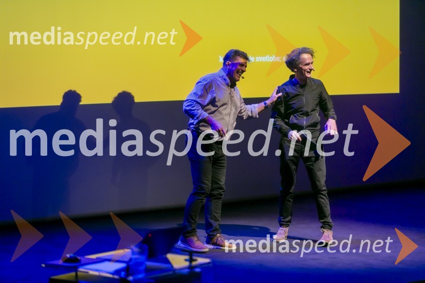  Arne Hodalič, fotograf;  Jure Longyka, moderatorArne Hodalič: Moje svetlobe, moj svet,  predstavitev avtobiografije, Cankarjev dom