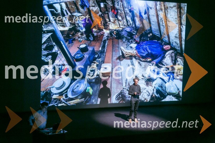  Jure Longyka, moderatorArne Hodalič: Moje svetlobe, moj svet,  predstavitev avtobiografije, Cankarjev dom