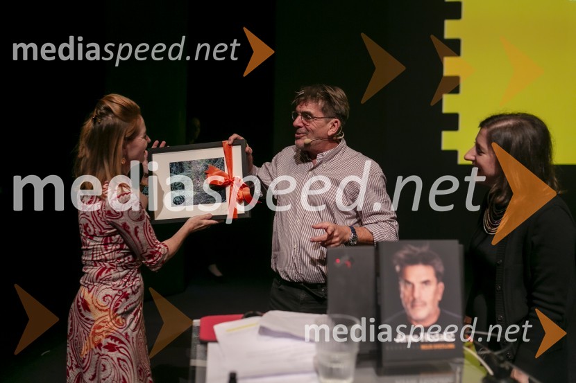  ... ;  Arne Hodalič, fotograf;  ... Arne Hodalič: Moje svetlobe, moj svet,  predstavitev avtobiografije, Cankarjev dom