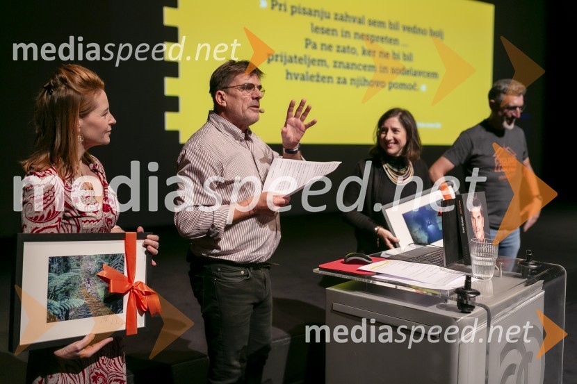  ... ;  Arne Hodalič, fotograf;  ... Arne Hodalič: Moje svetlobe, moj svet,  predstavitev avtobiografije, Cankarjev dom