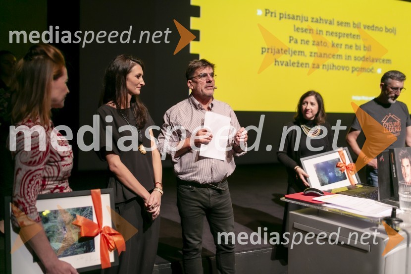  ... ;  ... ;  Arne Hodalič, fotograf;  ... ;  ... Arne Hodalič: Moje svetlobe, moj svet,  predstavitev avtobiografije, Cankarjev dom