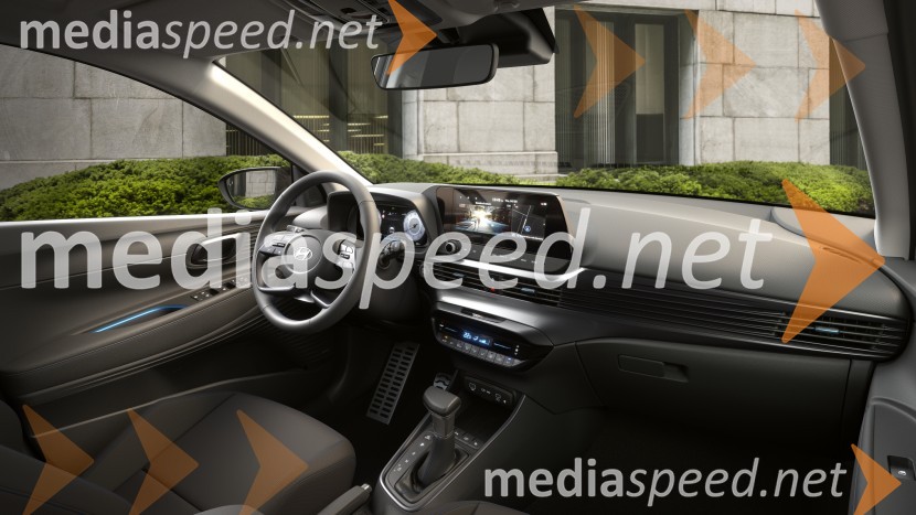 Novi Bayon: Eleganten SUV z vodilno praktičnostjo v svojem razredu