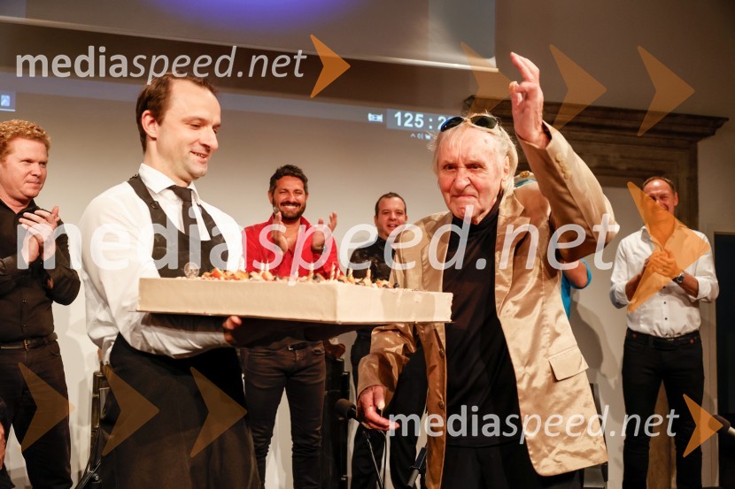  ... ;  Tone Fornezzi - Tof, novinarSlovesnost ob obeležitvi življenjskega jubileja Antona Fornezzija Tofa