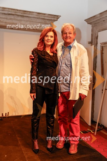  Simona  Vodopivec Franko, pevka, igralka;  Tone GogalaSlovesnost ob obeležitvi življenjskega jubileja Antona Fornezzija Tofa