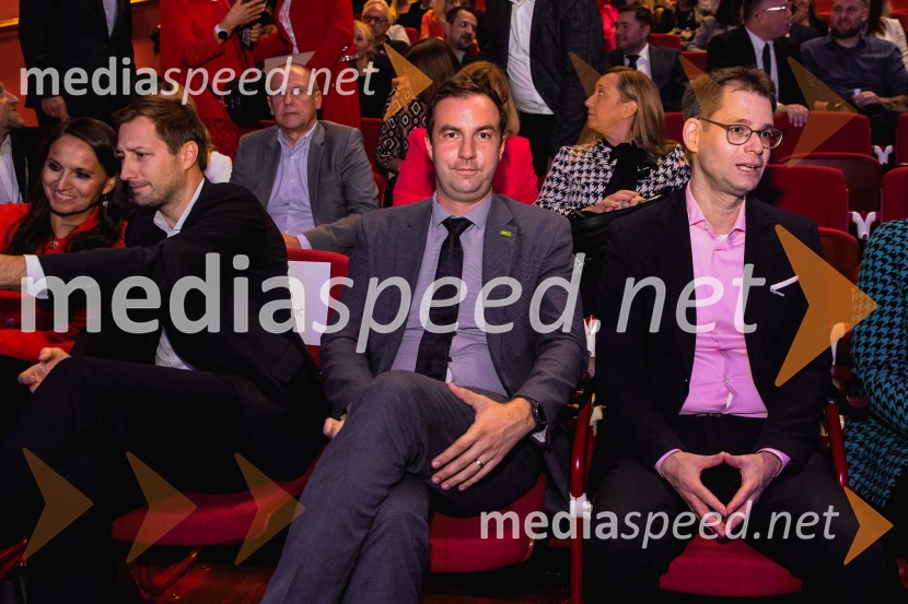  Rok Capl, direktor, Spirit SloveniaZlata gazela Slovenije 2024 je podjetje Hyla