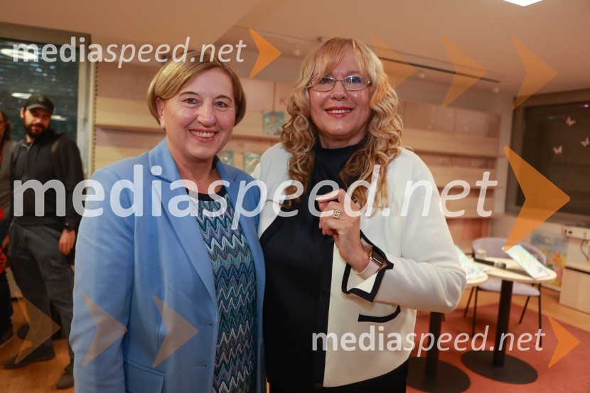  Ljudmila Novak, evropska poslanka, nekdanja predsednica NSi;  Bojana Fende Habula, avtoricaPredstavitev pravljice Deklica, ki je poletela z mirom in srečanje s smučarsko skakalko Emo Klinec