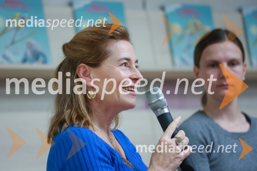  Tadeja Zupan, urednica;  Ema  Klinec, smučarska skakalkaPredstavitev pravljice Deklica, ki je poletela z mirom in srečanje s smučarsko skakalko Emo Klinec