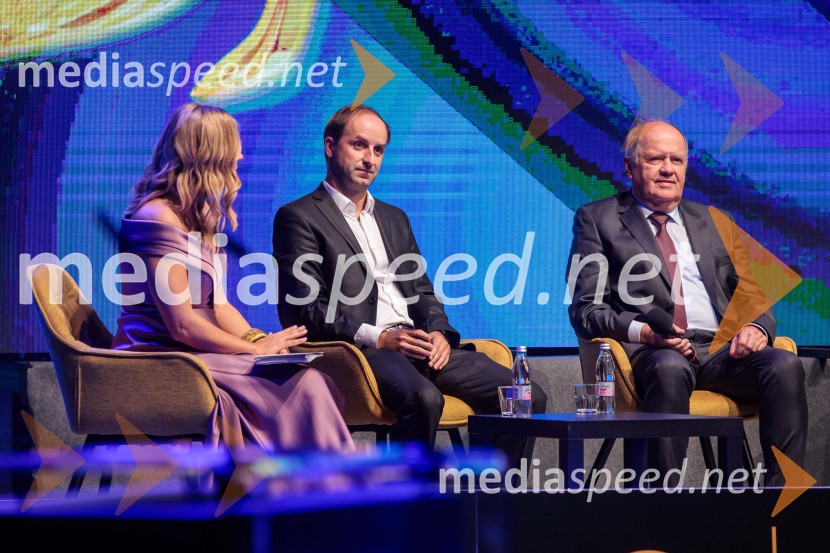  Andraž Krajnc, Caretronic, bronasta gazela 2024;  Janez Pogačar, Hyla, zlata gazela 2024Zlata gazela Slovenije 2024 je podjetje Hyla